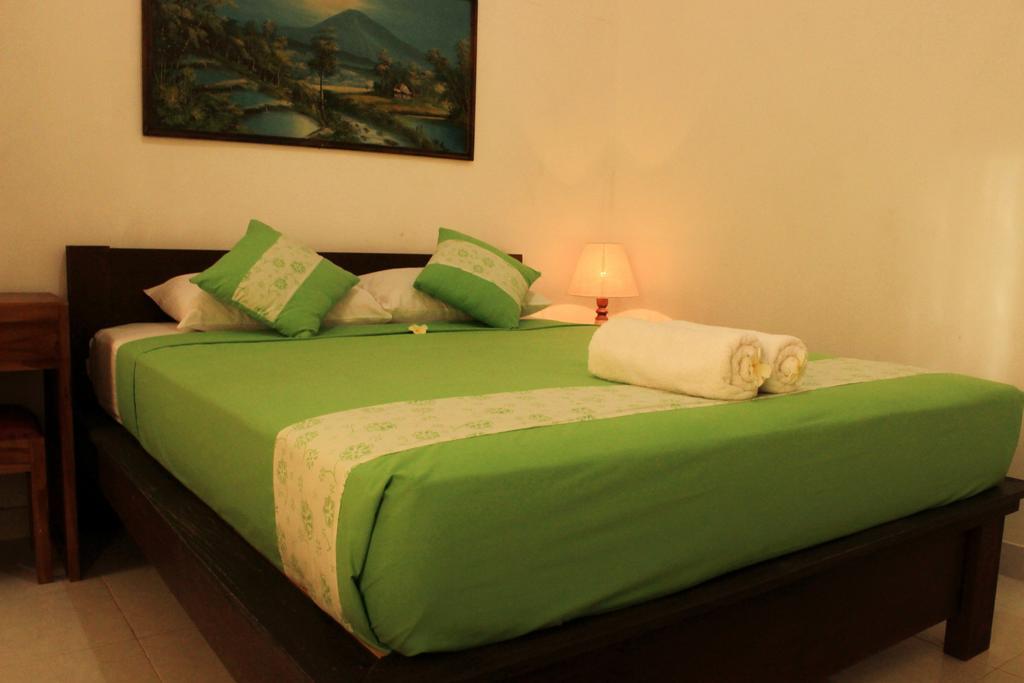 Surya Home Stay Nusa Lembongan  Ruang foto
