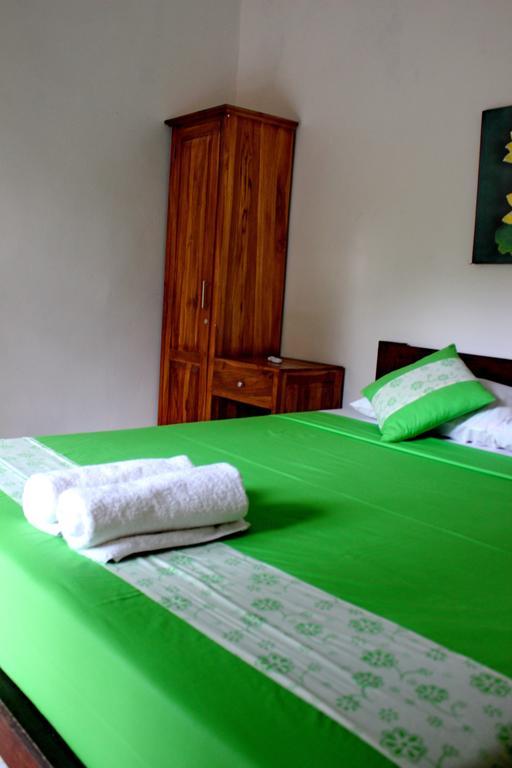 Surya Home Stay Nusa Lembongan  Ruang foto