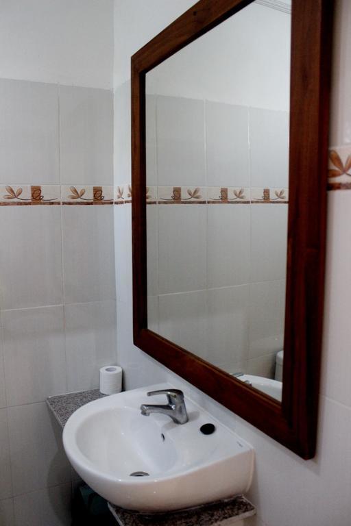 Surya Home Stay Nusa Lembongan  Ruang foto