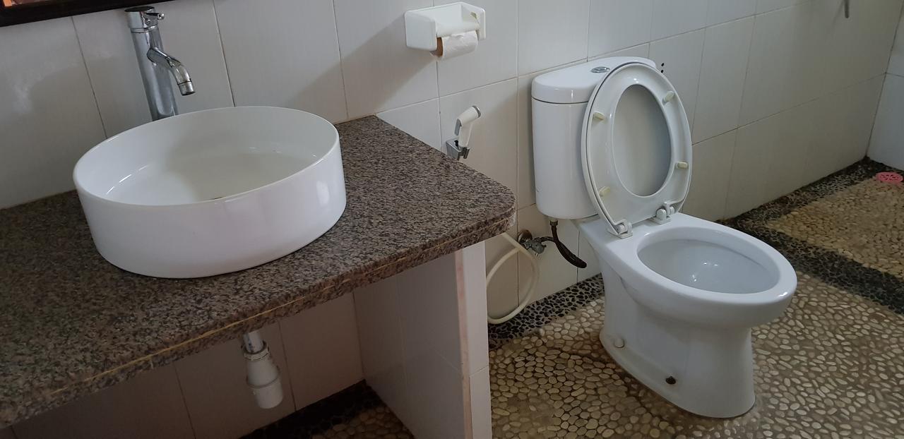Surya Home Stay Nusa Lembongan  Bagian luar foto