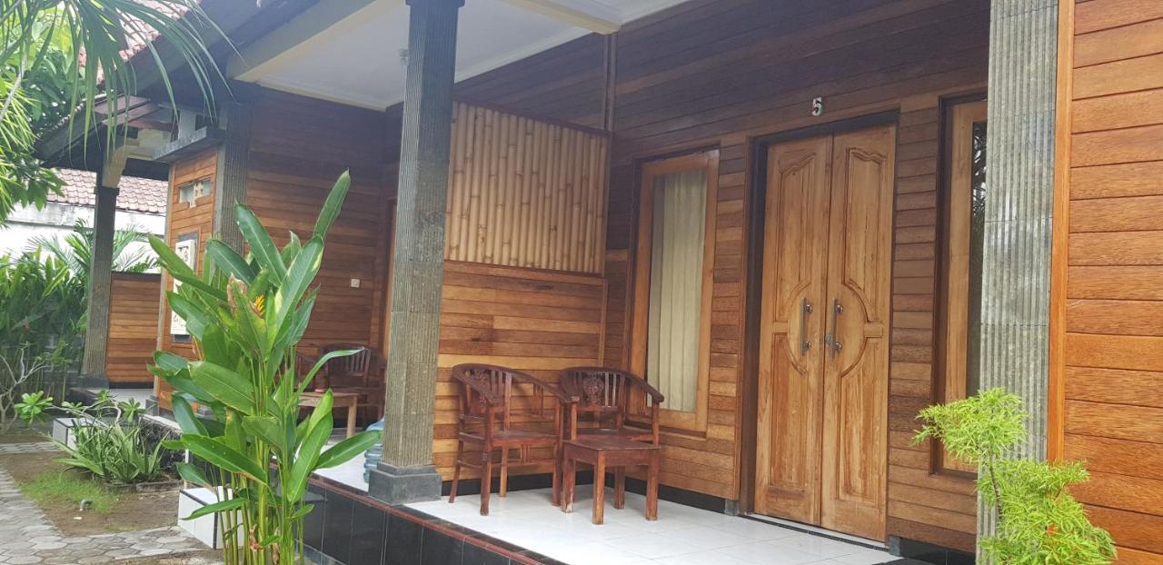 Surya Home Stay Nusa Lembongan  Bagian luar foto